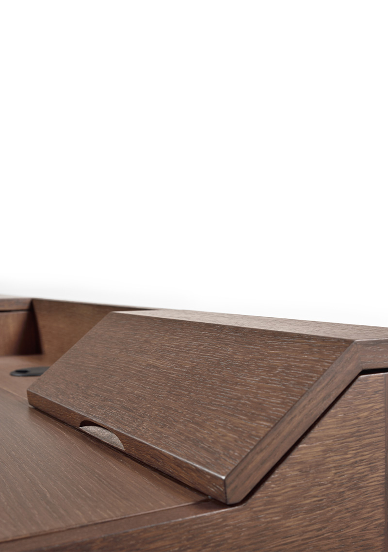 Desk AXEL