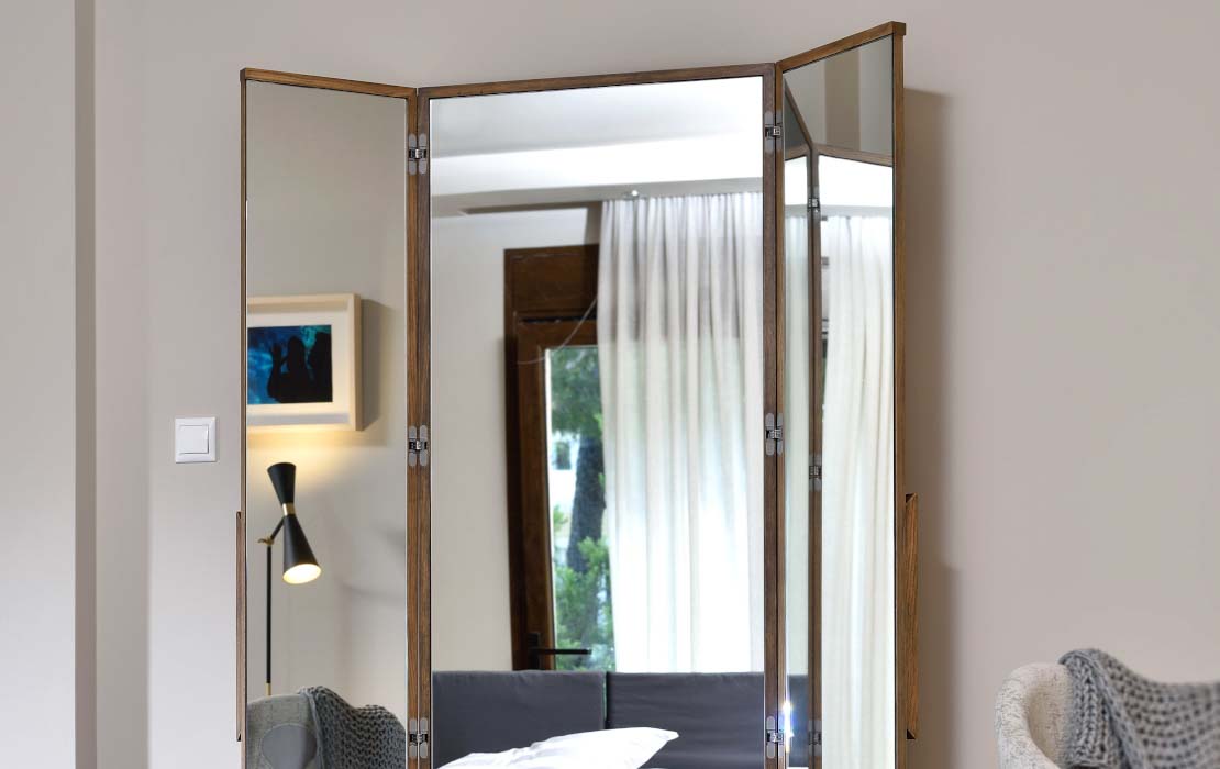 Mirror Ego