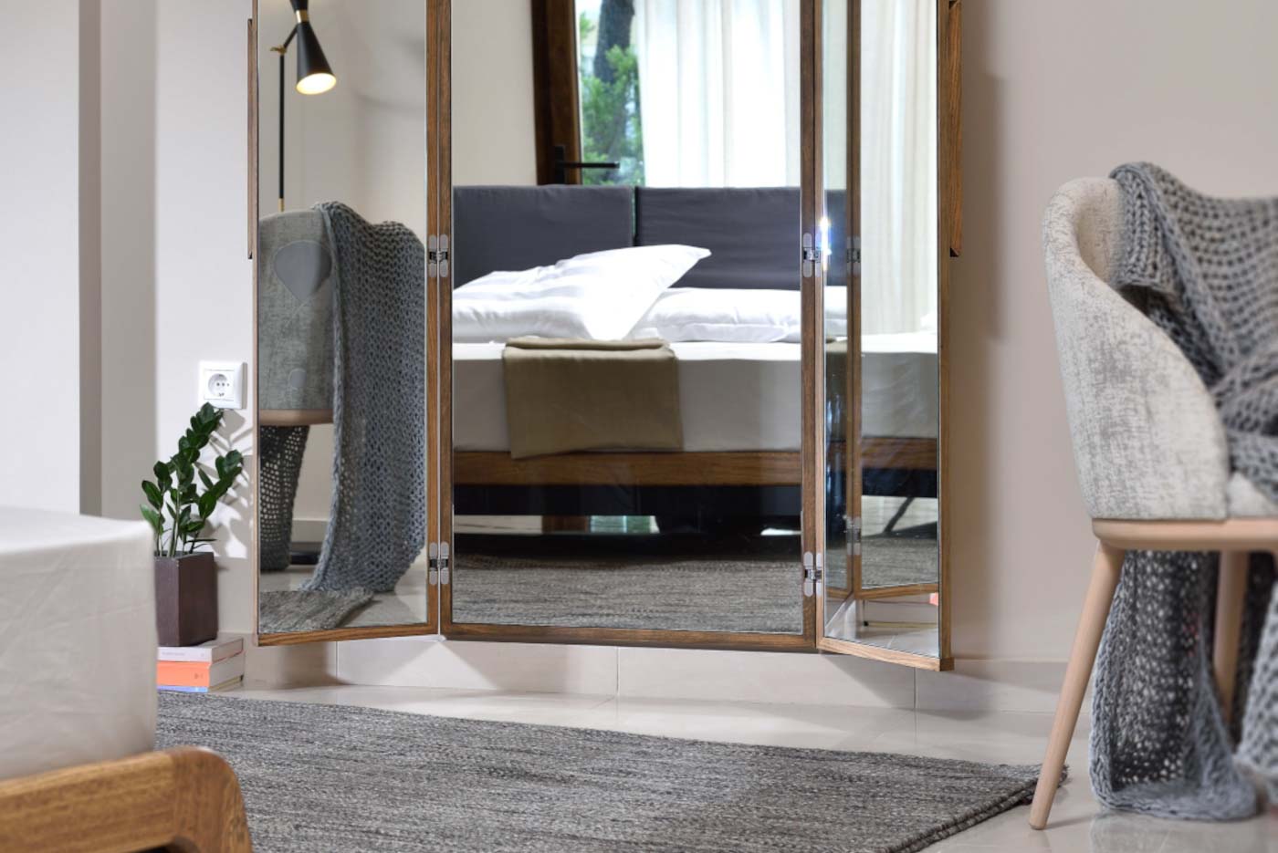 Mirror Ego