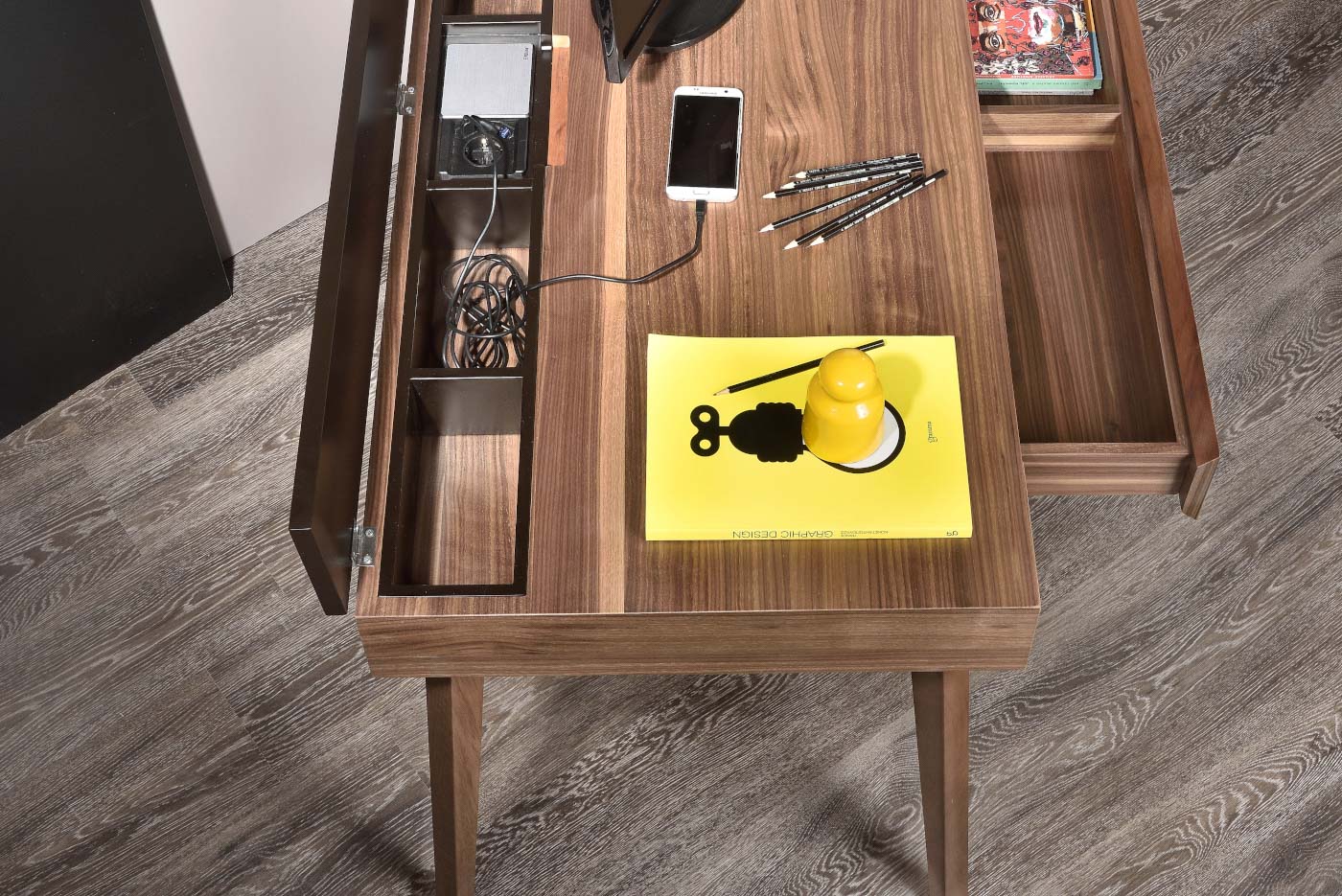 Wooden Desk Ryan