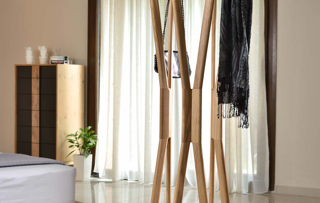 Coat Hanger Sierra