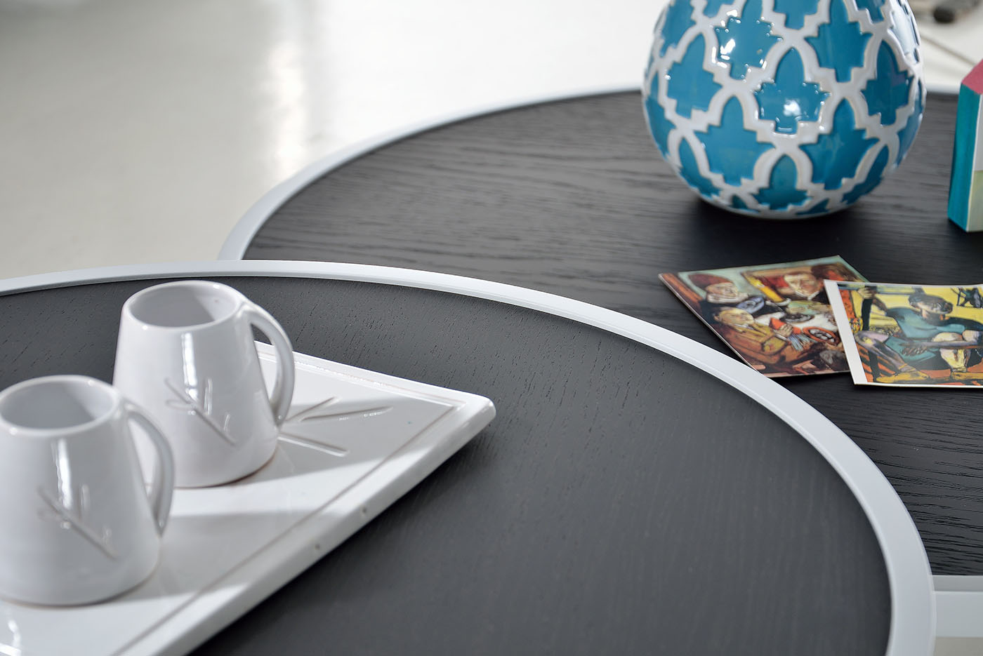 Τραπεζάκι σαλονιού Crown