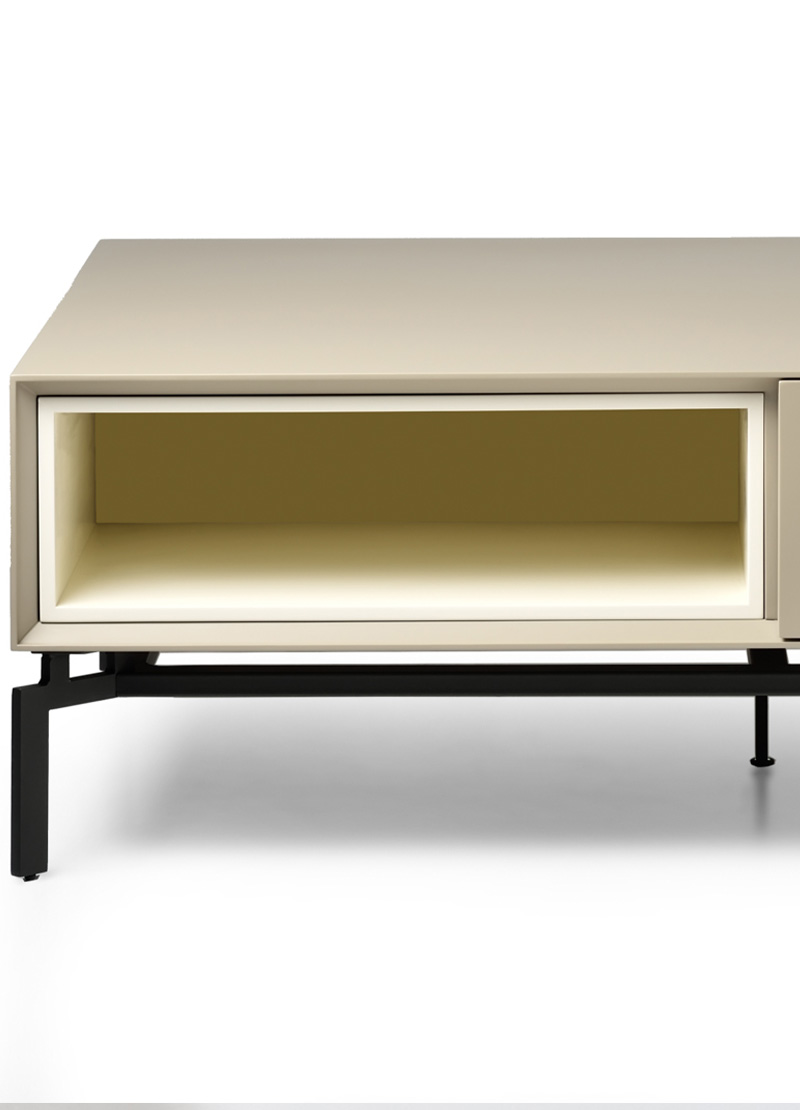 PR1 Coffee-table