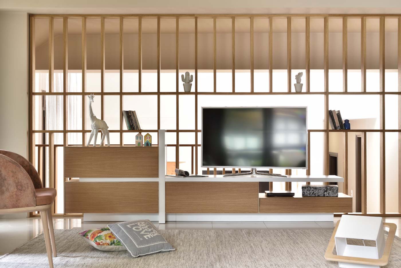 Έπιπλo TV Abile