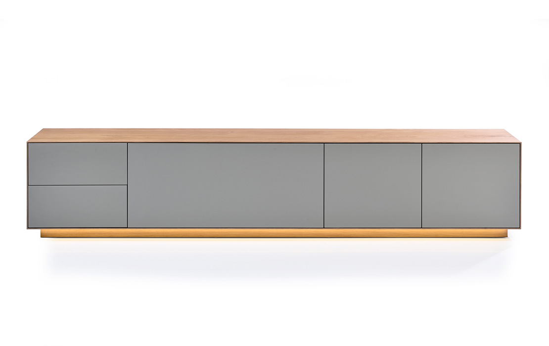 PR1 sideboard