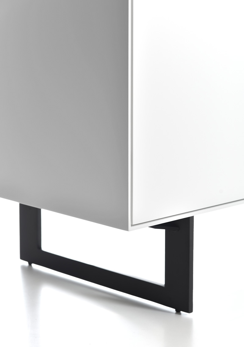 PR1 sideboard