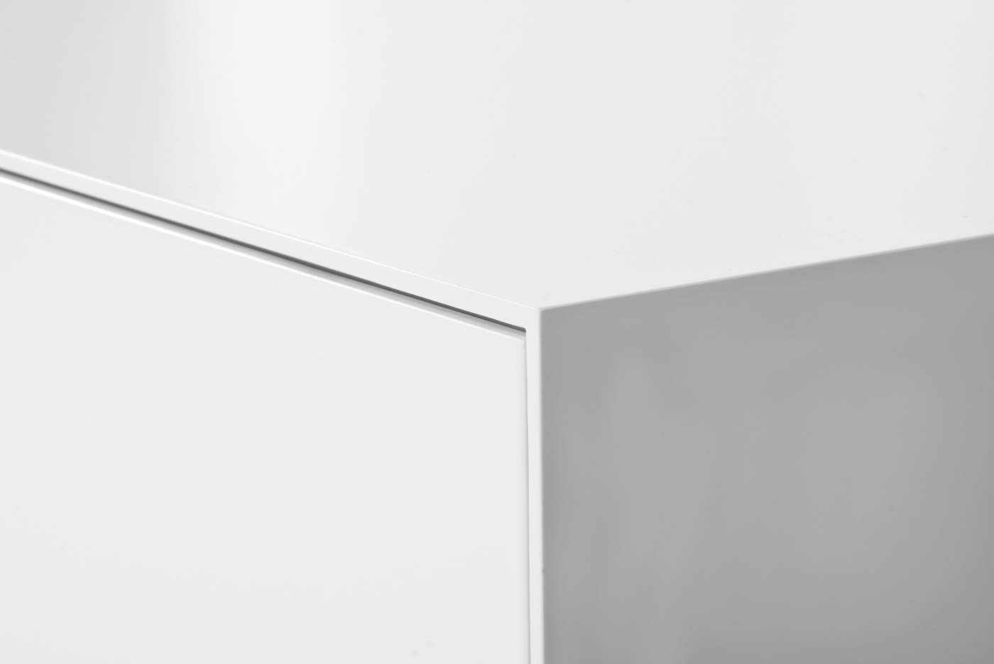 PR1 highboard