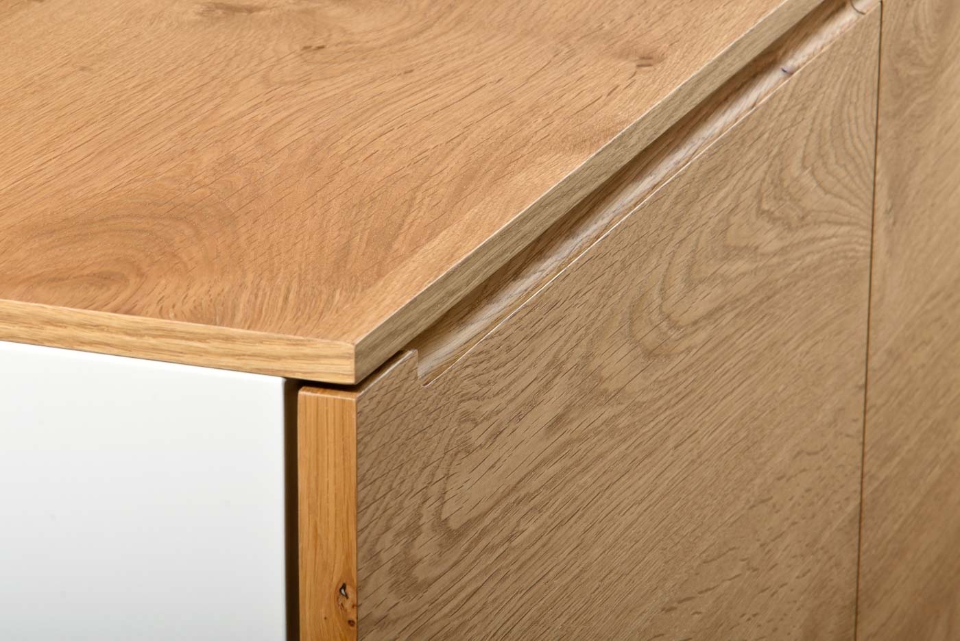 PR5 highboard