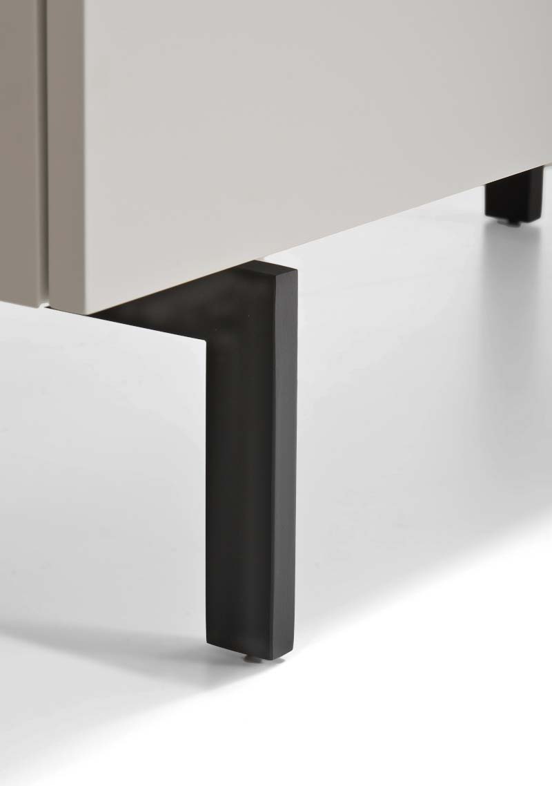 PR5 highboard