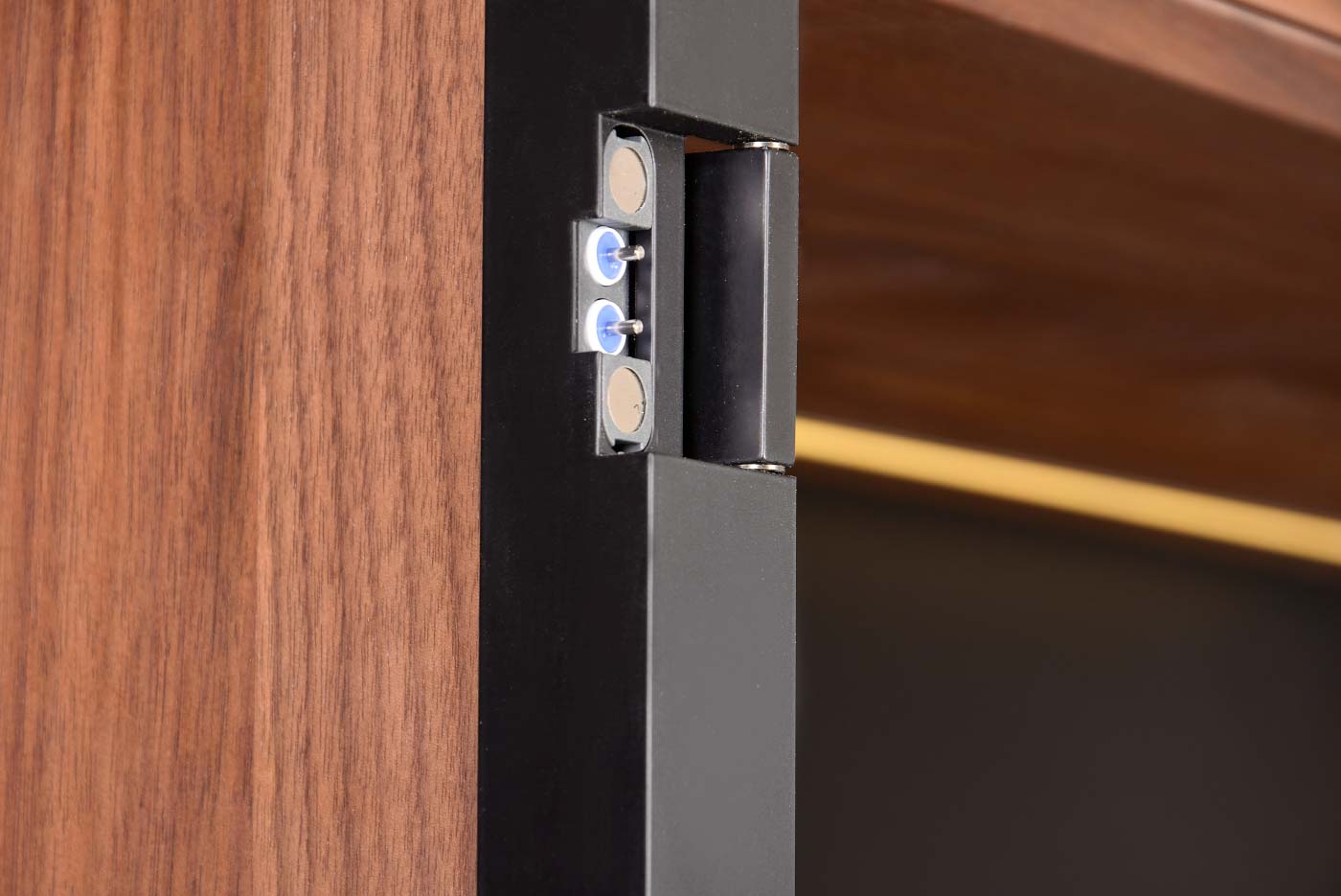 PR7 highboard