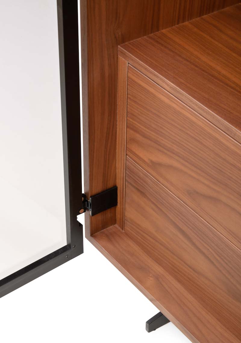 PR7 highboard