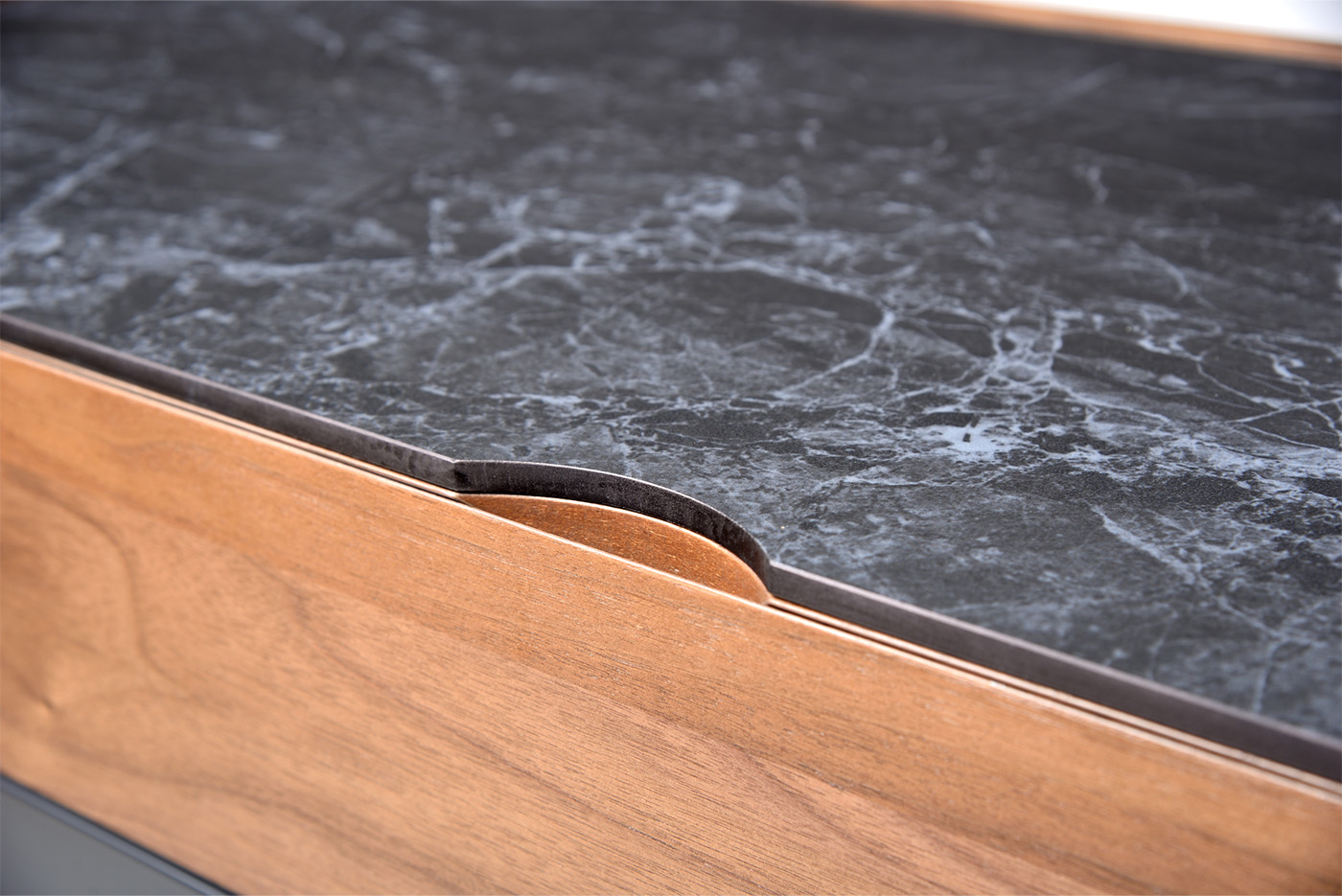 PR10 Sideboard
