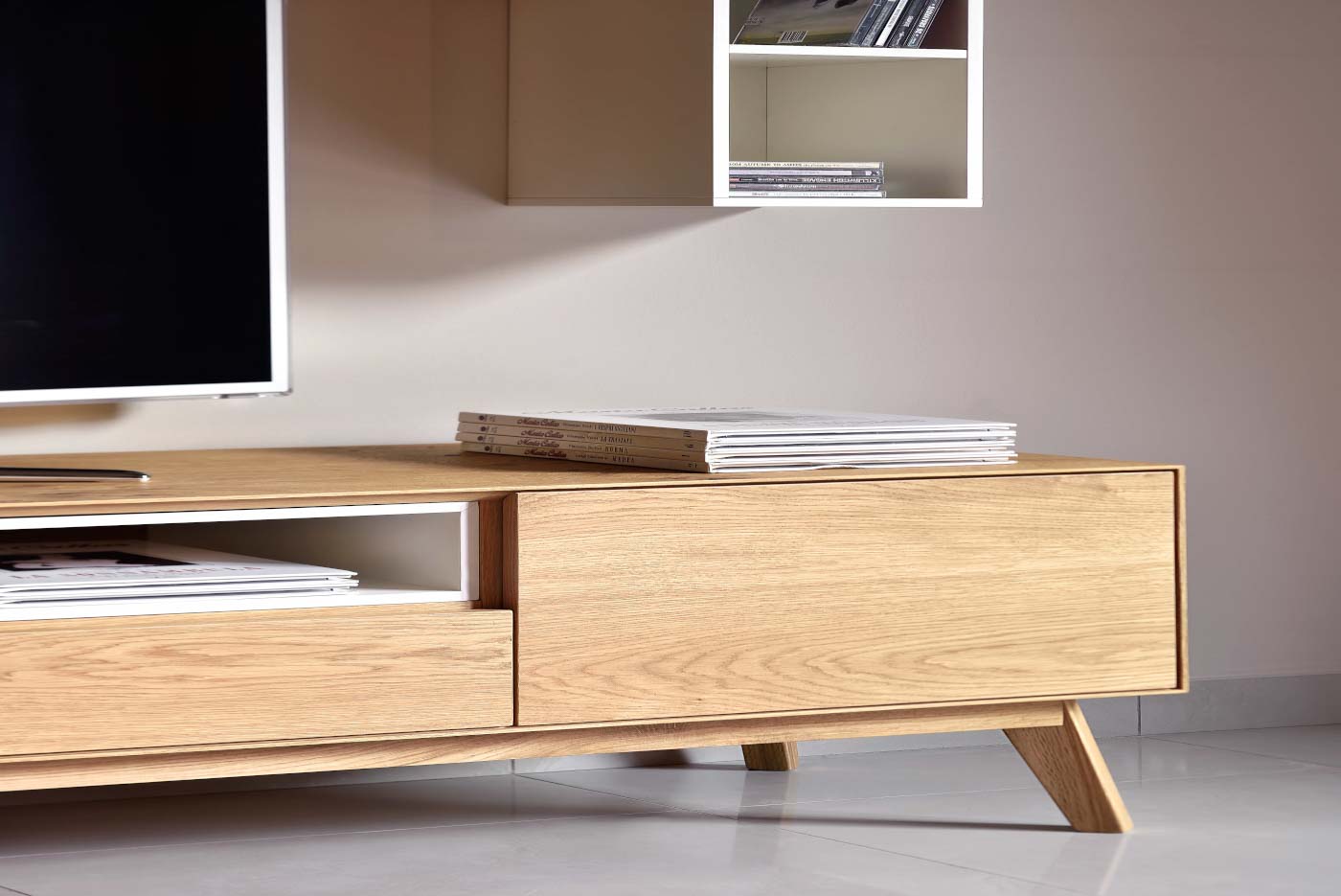Armos tv unit