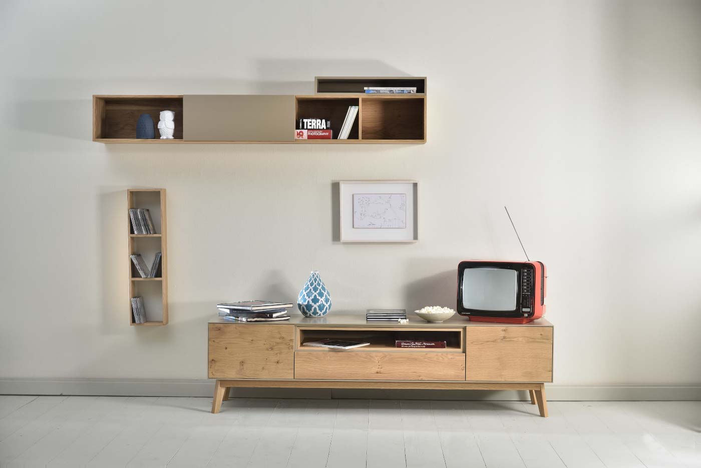 Armos tv unit