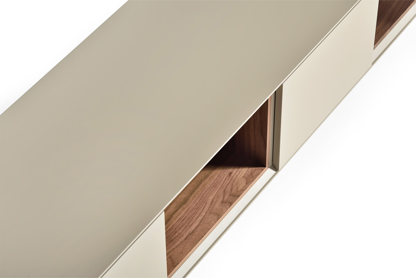 PR1 tv unit